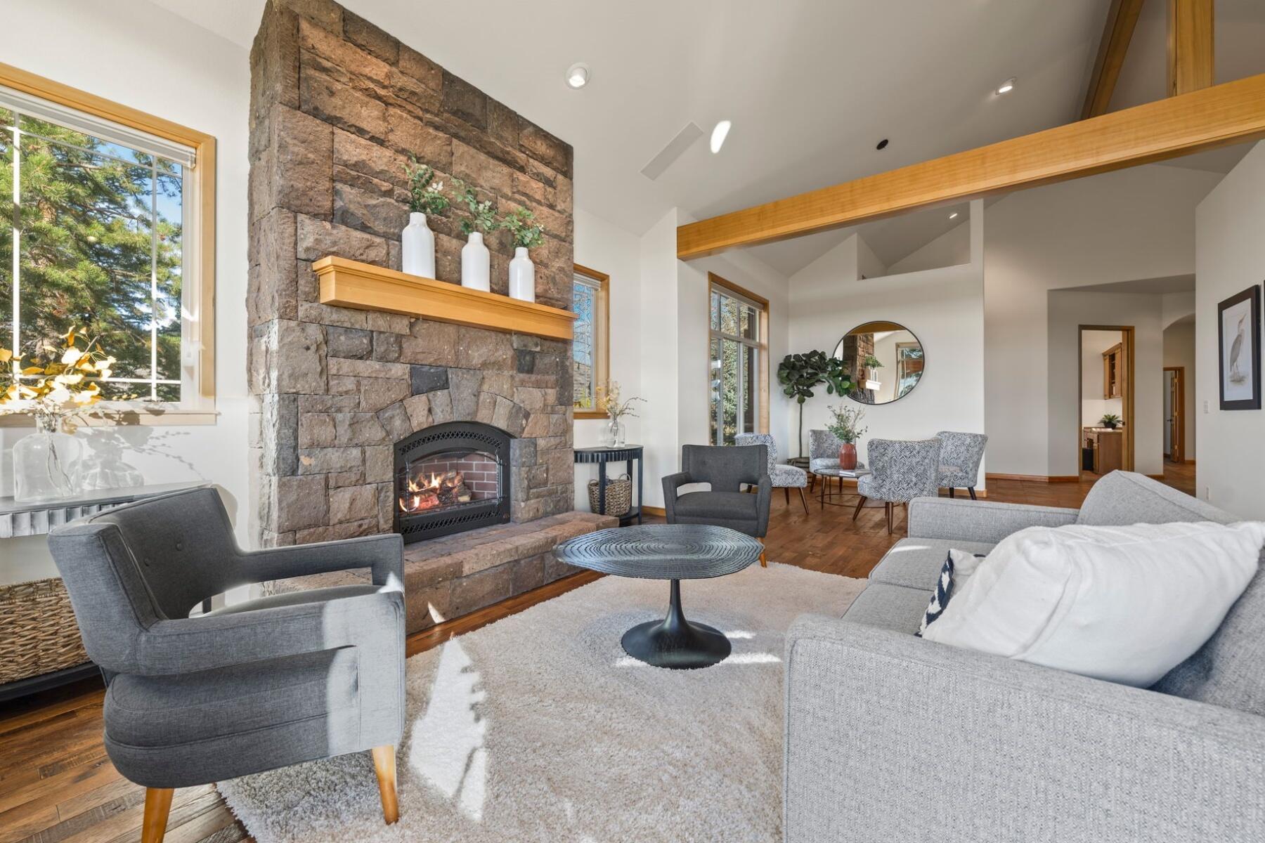 Skyliner Summit - Residential