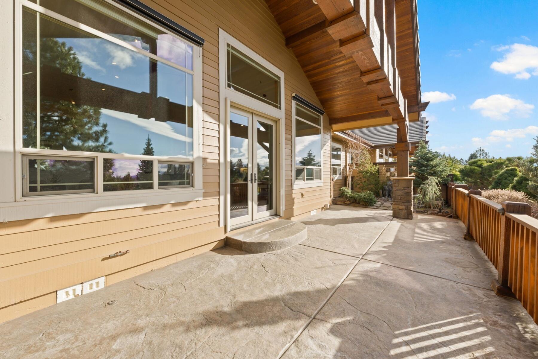 Skyliner Summit - Residential