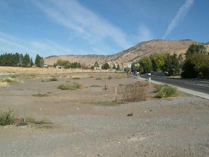 New Sub-division In Area Of Great Neighborhoods & Schools, Over Sized Lot, Final Plat Has Been Approved! Lots Are Suitable For Manufactured Homes.