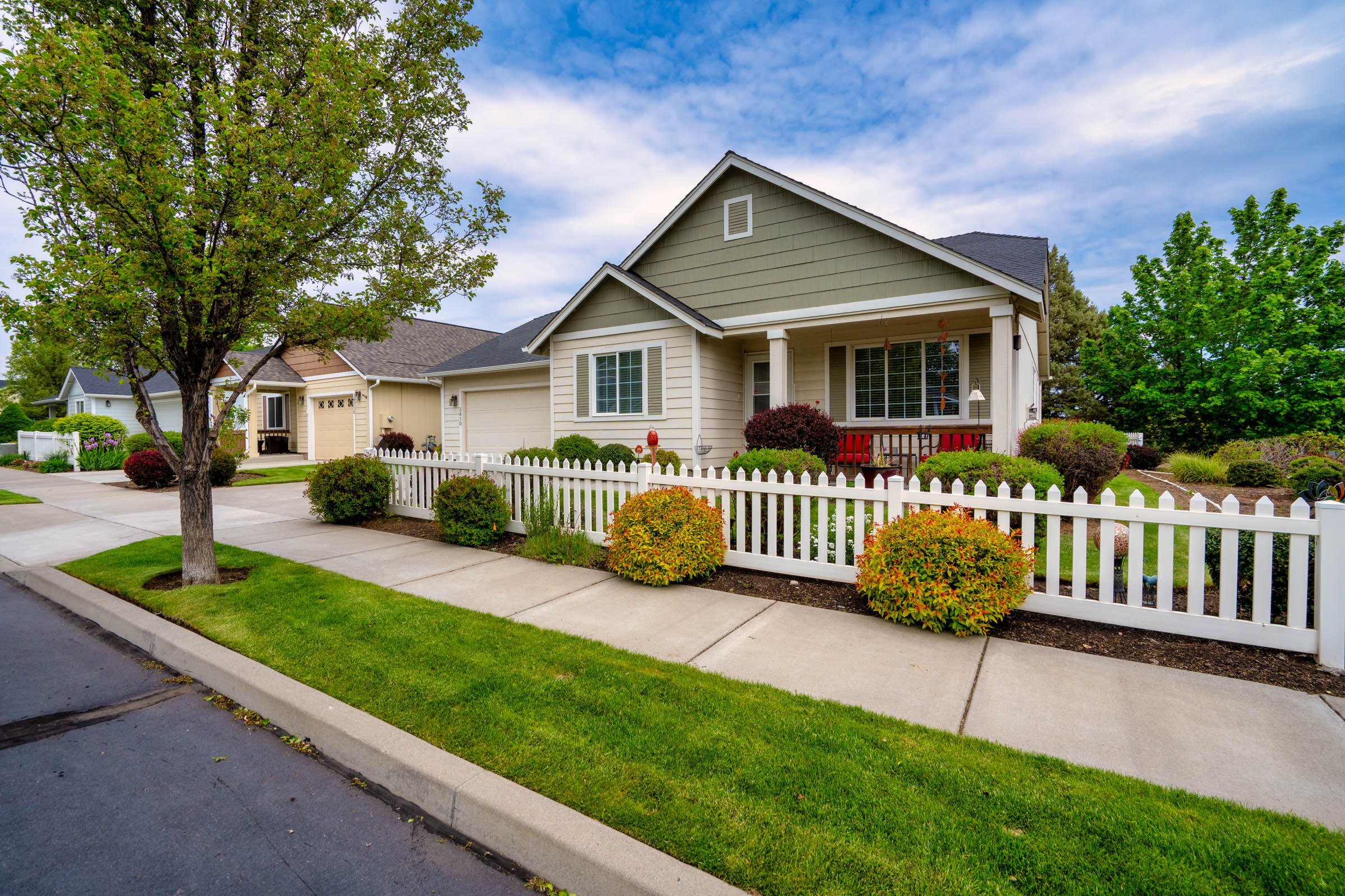 3810 SW 30th Court SW