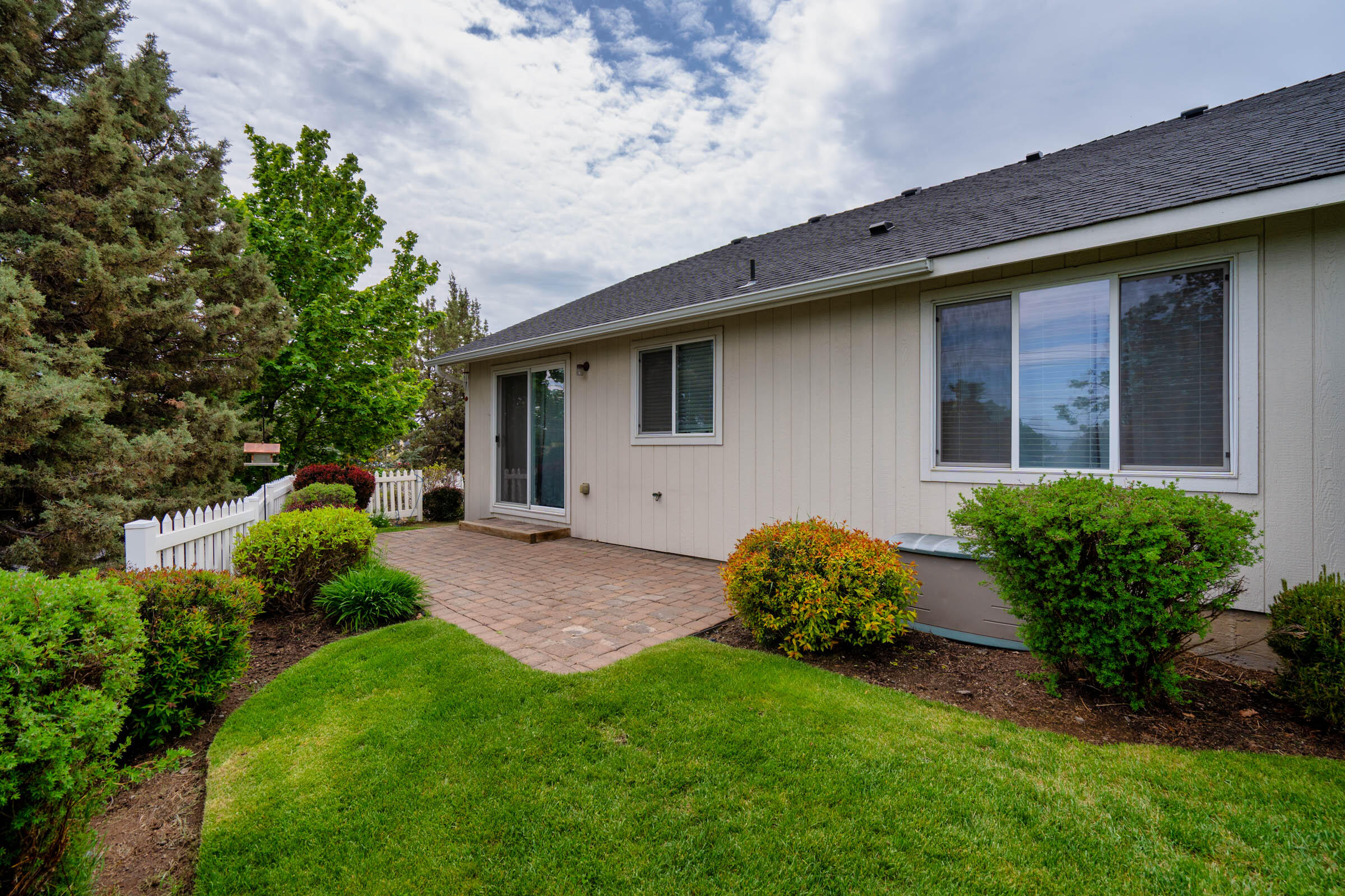 3810 SW 30th Court SW