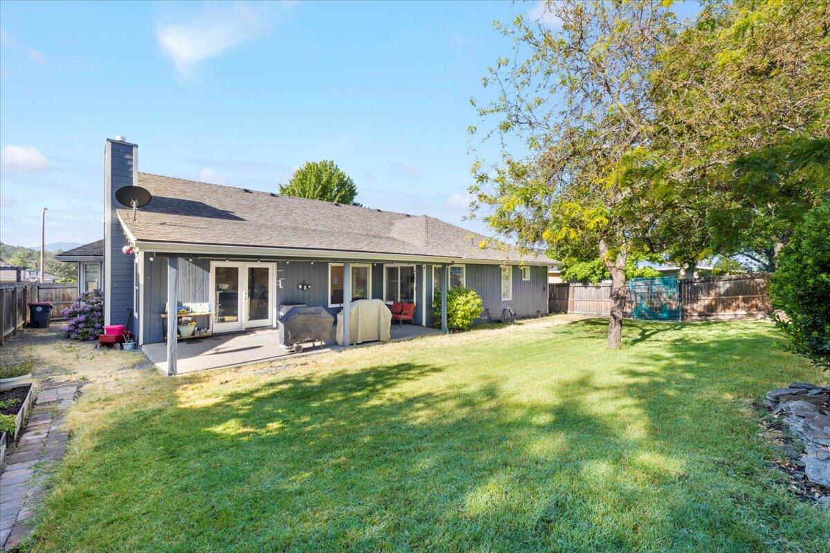 Lone Pine Heights Subdivision - Residential