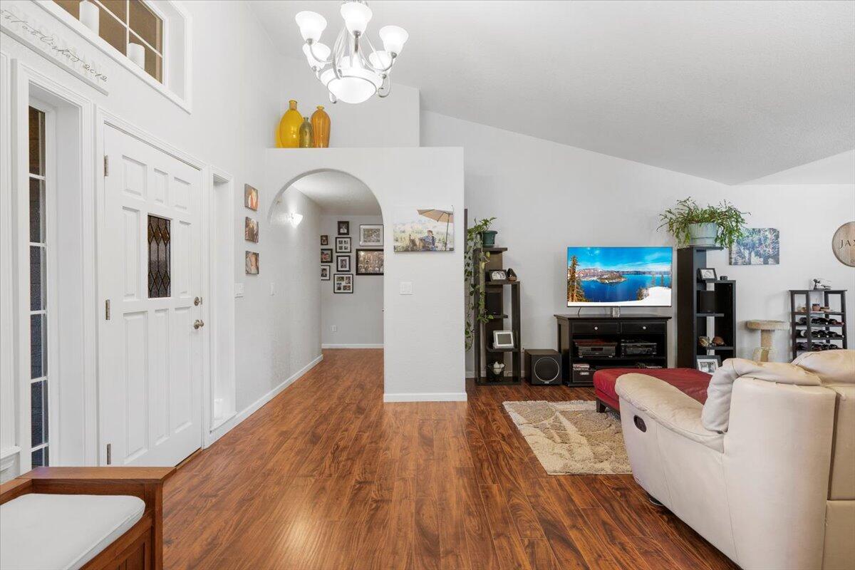 Lone Pine Heights Subdivision - Residential