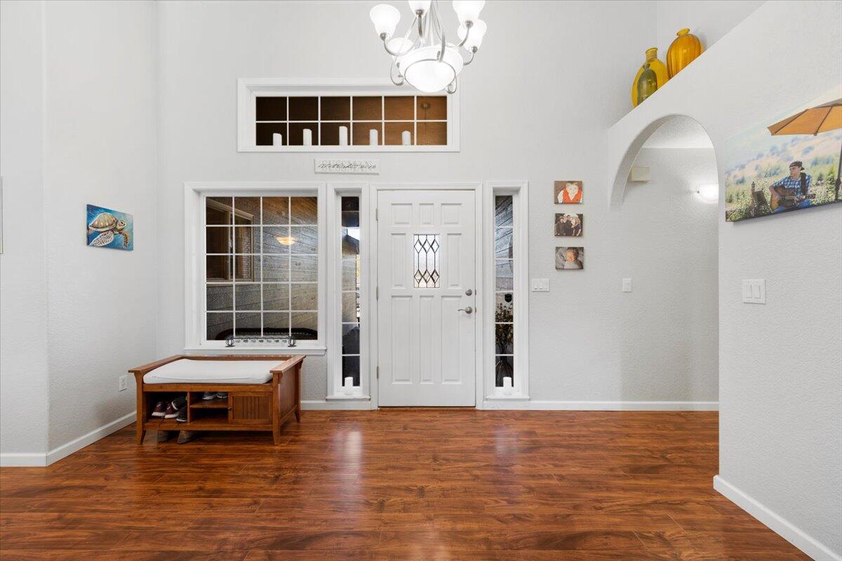 Lone Pine Heights Subdivision - Residential