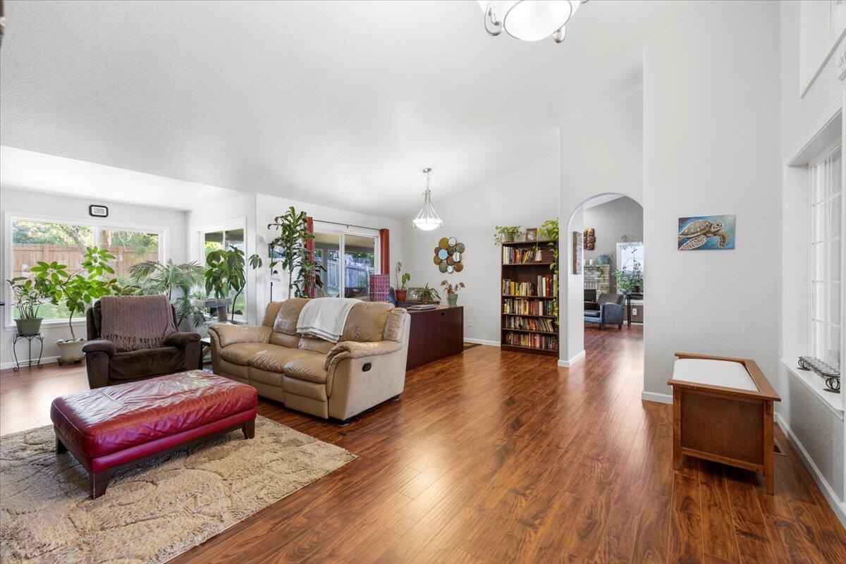 Lone Pine Heights Subdivision - Residential