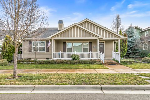 Tiny photo for 545 Bridge Creek Drive, Central Point, OR 97502 (MLS # 220214071)