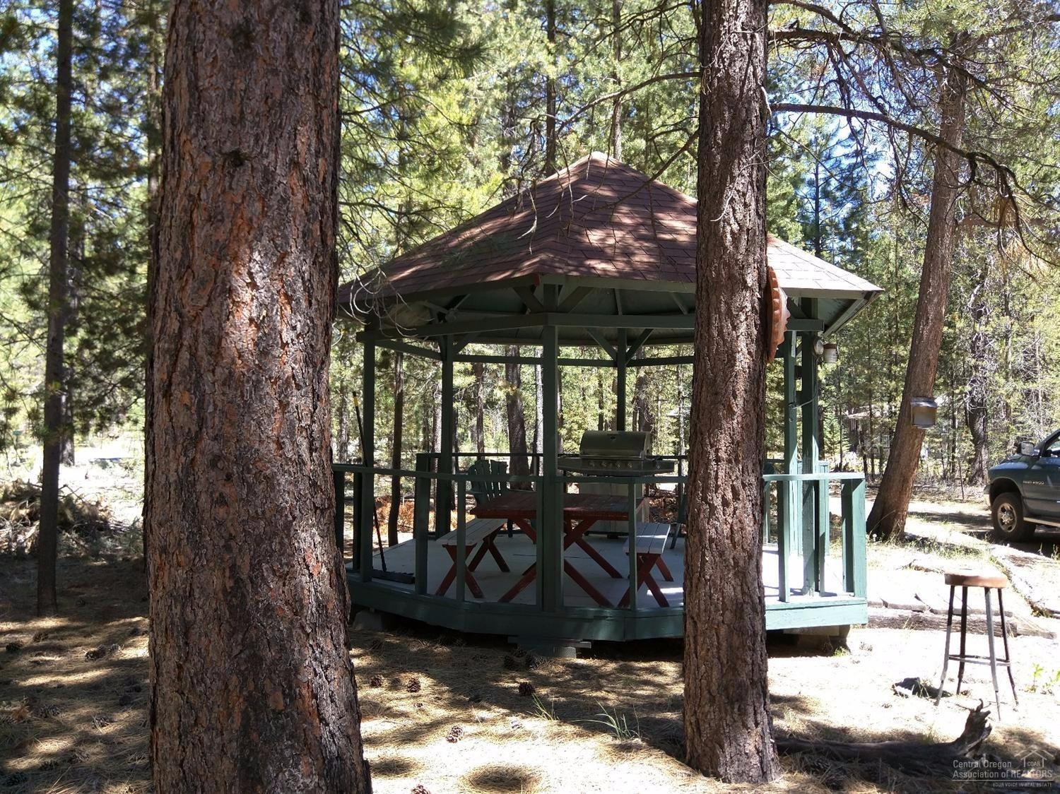 Ponderosa Pines East - Residential