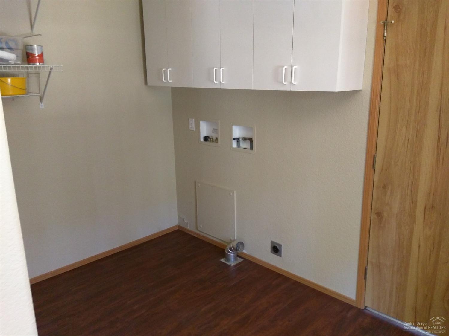 Ponderosa Pines East - Residential
