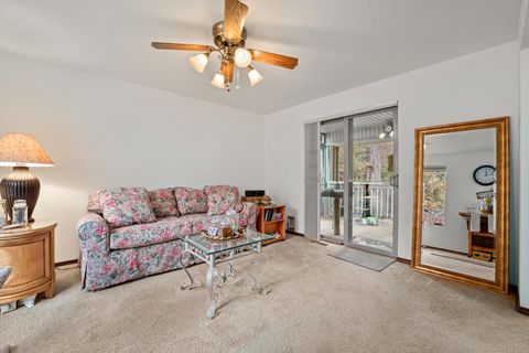 Tiny photo for 20743 Blacksmith Circle, Bend, OR 97702 (MLS # 220211943)