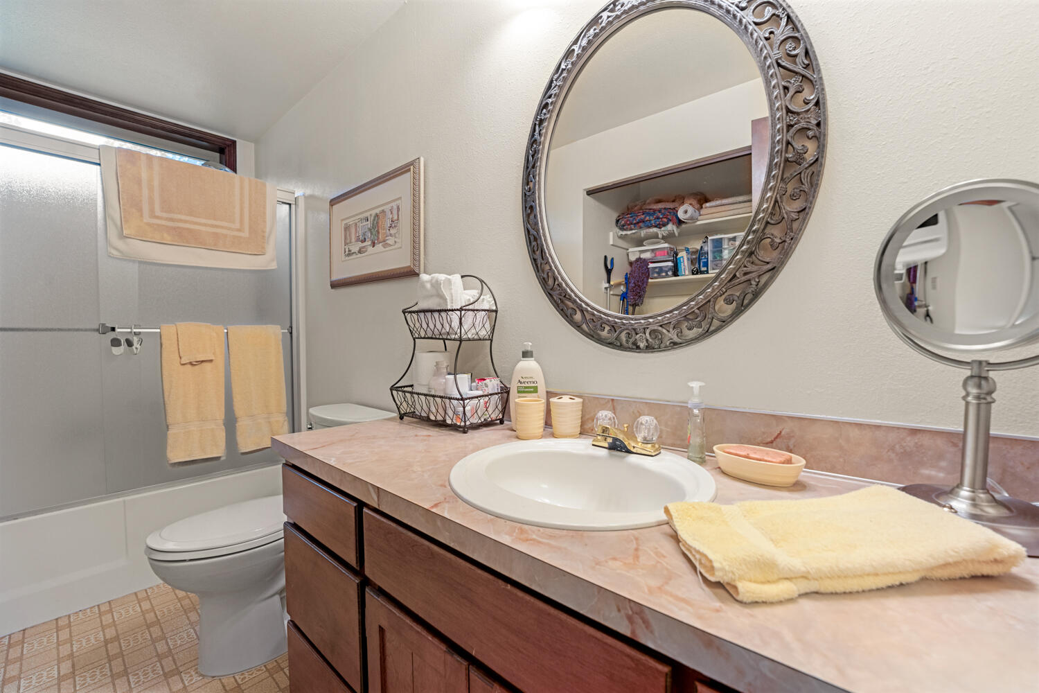 Nottingham Square - Residential