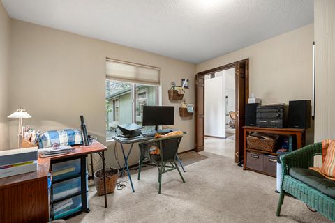 Tiny photo for 20743 Blacksmith Circle, Bend, OR 97702 (MLS # 220211943)