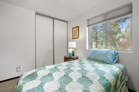 Tiny photo for 20743 Blacksmith Circle, Bend, OR 97702 (MLS # 220211943)