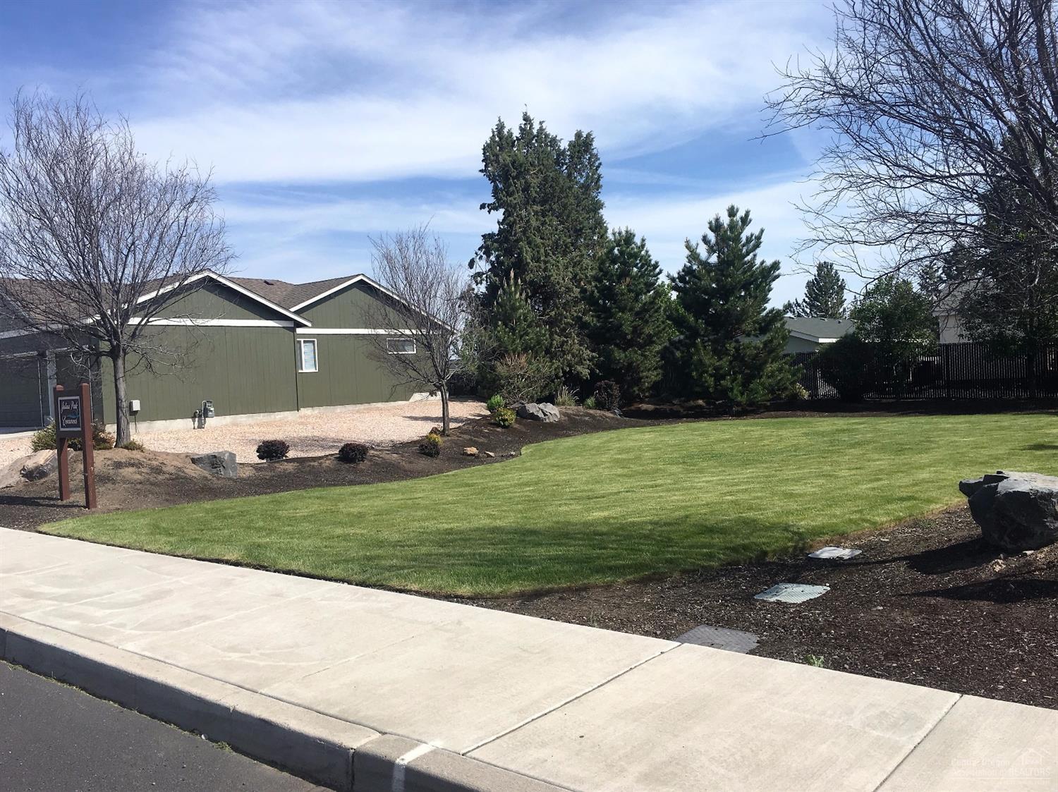 Julina Park - Residential