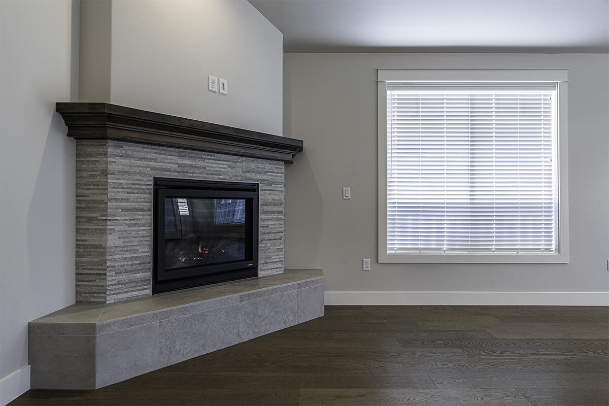 Middlefork Creek - Residential