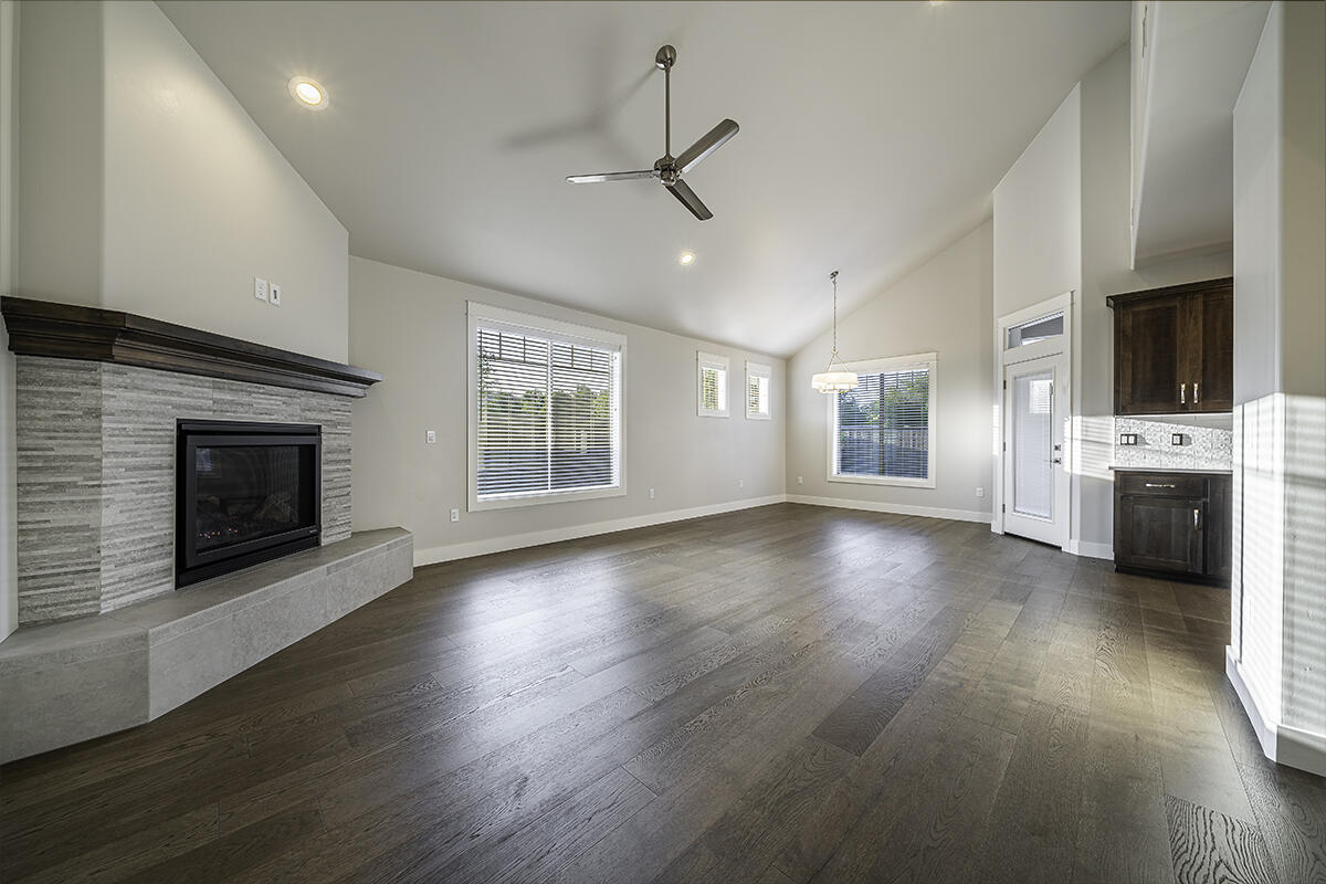 Middlefork Creek - Residential