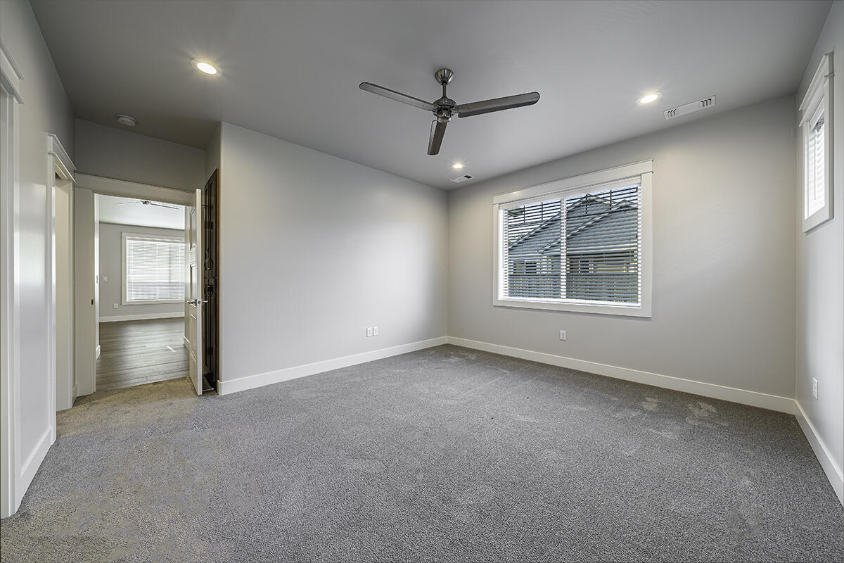 Middlefork Creek - Residential