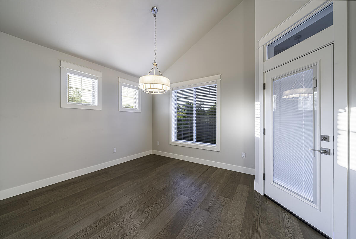 Middlefork Creek - Residential