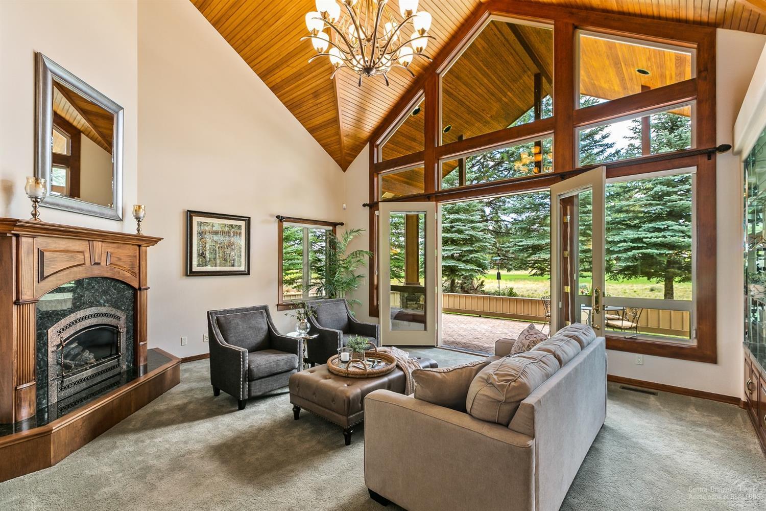 Broken Top - Residential