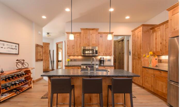 PointsWest - Residential