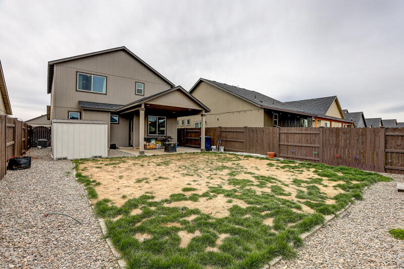 Maple Meadows - Residential