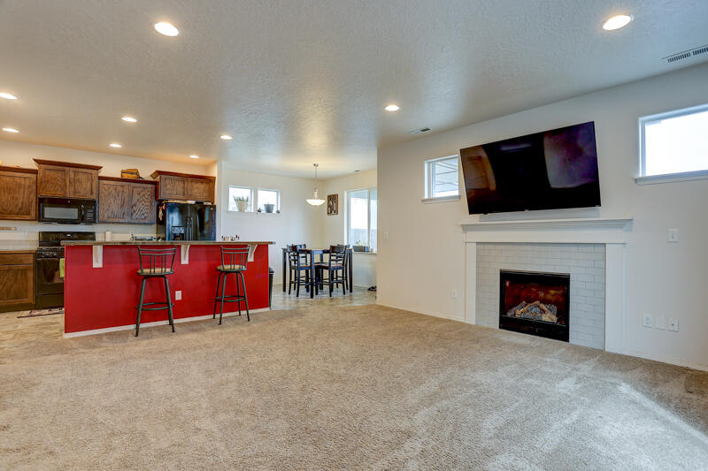 Maple Meadows - Residential