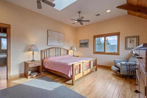 Tiny photo for 65821 Cori Way, Bend, OR 97703 (MLS # 220215833)