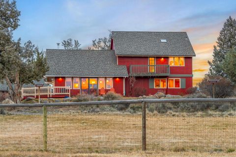 Tiny photo for 65821 Cori Way, Bend, OR 97703 (MLS # 220215833)