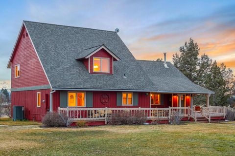 Tiny photo for 65821 Cori Way, Bend, OR 97703 (MLS # 220215833)