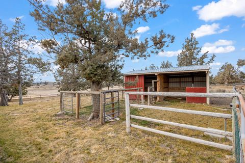 Tiny photo for 65821 Cori Way, Bend, OR 97703 (MLS # 220215833)