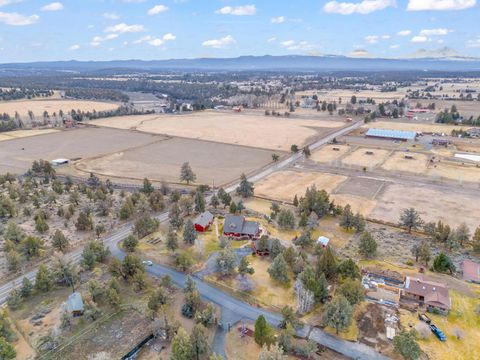 Tiny photo for 65821 Cori Way, Bend, OR 97703 (MLS # 220215833)