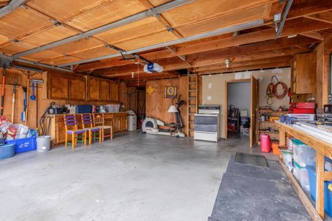 Tiny photo for 65821 Cori Way, Bend, OR 97703 (MLS # 220215833)