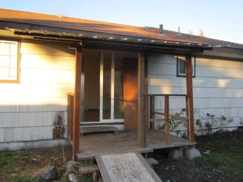 Tiny photo for 3630 Laverne Avenue, Klamath Falls, OR 97603 (MLS # 220213414)