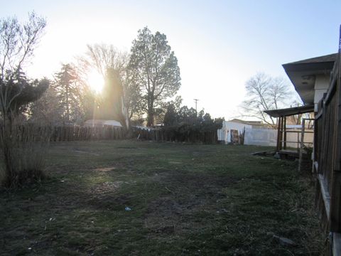 Tiny photo for 3630 Laverne Avenue, Klamath Falls, OR 97603 (MLS # 220213414)