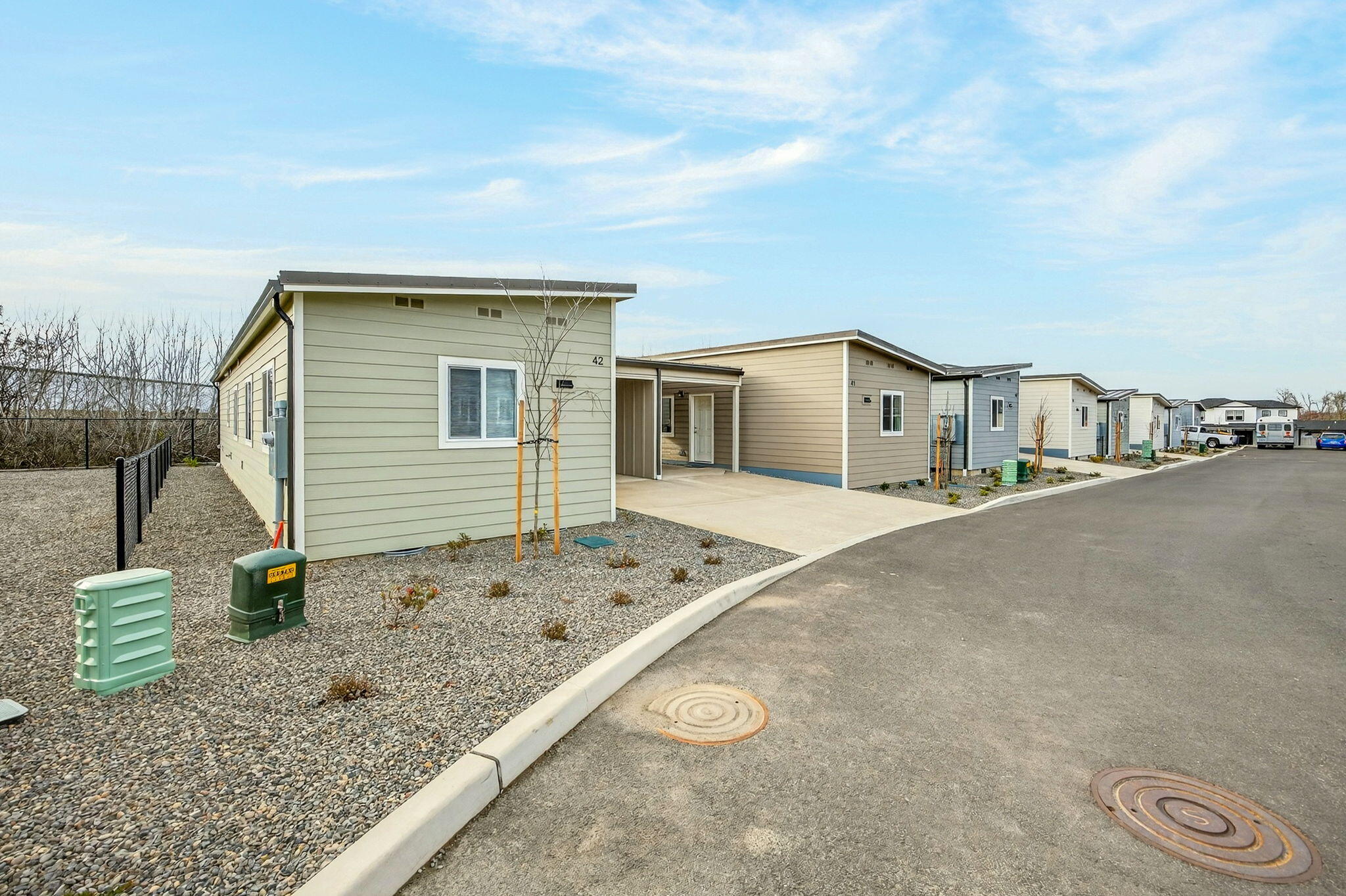 4069 S Pacific Highway 42