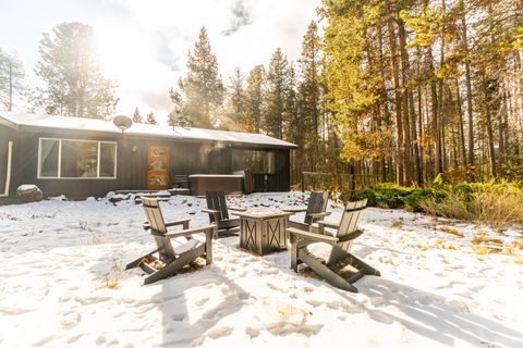 Tiny photo for 17376 Lively Lane, Bend, OR 97707 (MLS # 220214825)