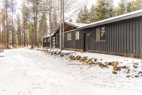 Tiny photo for 17376 Lively Lane, Bend, OR 97707 (MLS # 220214825)