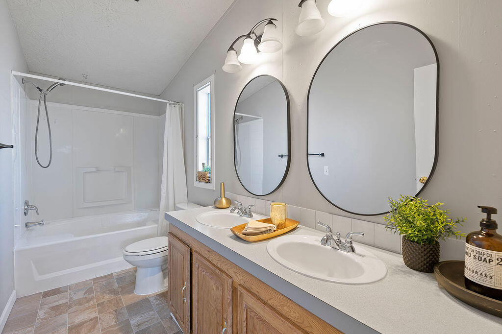 Queens Garden Mob Pa - Residential