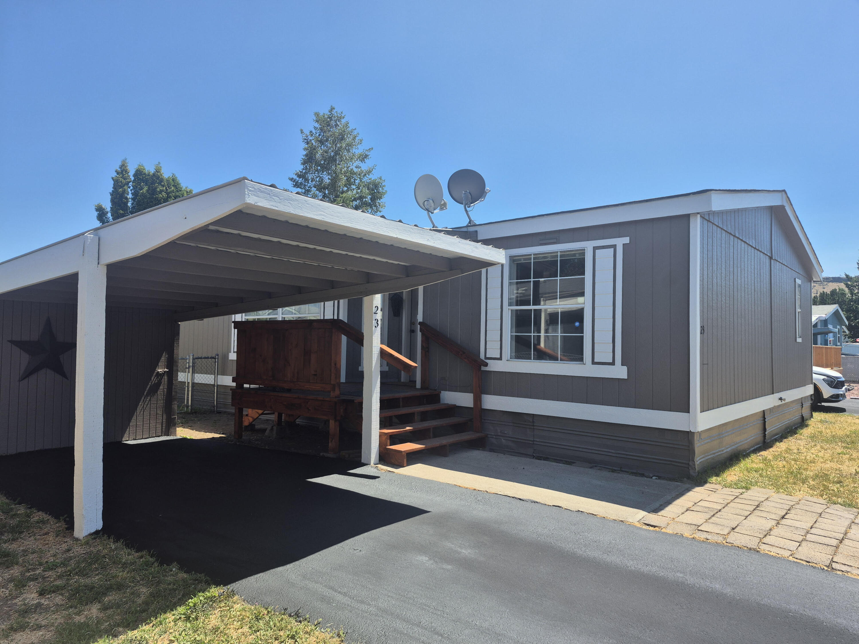 Queens Garden Mob Pa - Residential