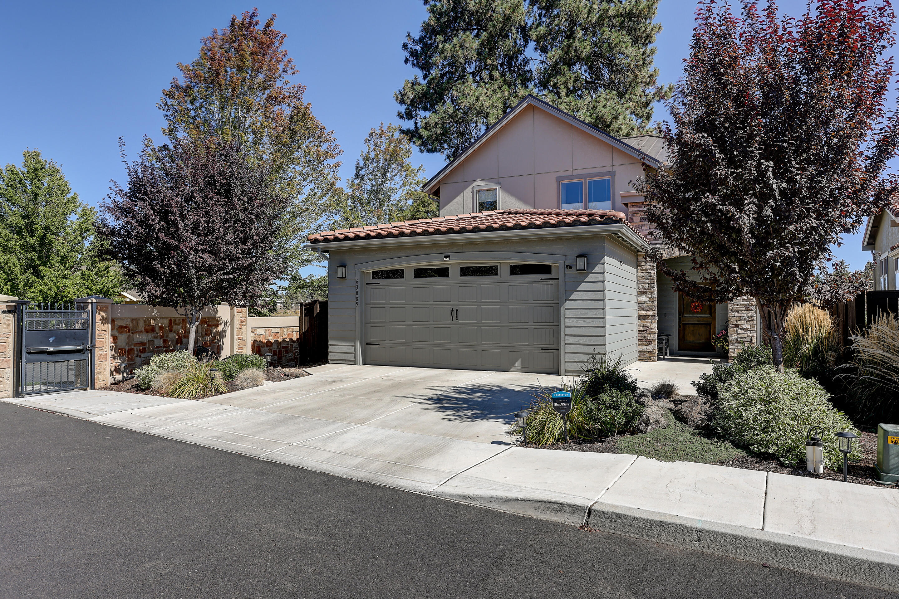 Tuscany Pines - Residential