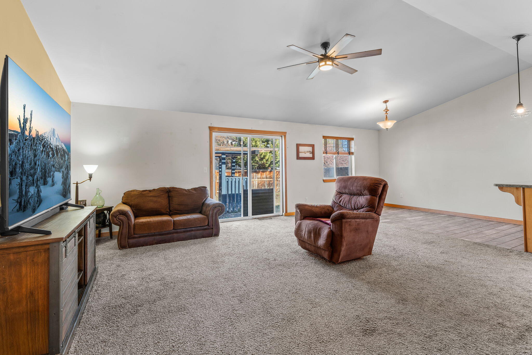 2215 SW Stonehedge Court