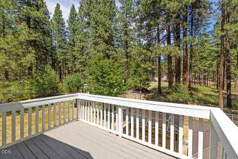 Tiny photo for 17007 Camp Day Lane, Klamath Falls, OR 97601 (MLS # 220223557)