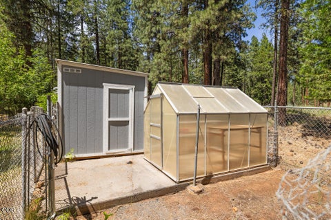Tiny photo for 17007 Camp Day Lane, Klamath Falls, OR 97601 (MLS # 220223557)