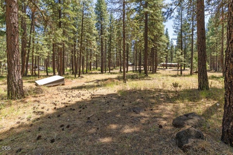 Tiny photo for 17007 Camp Day Lane, Klamath Falls, OR 97601 (MLS # 220223557)