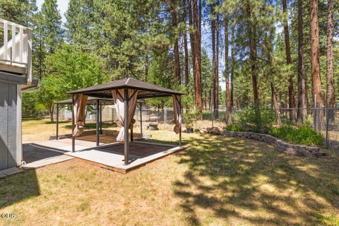 Tiny photo for 17007 Camp Day Lane, Klamath Falls, OR 97601 (MLS # 220223557)