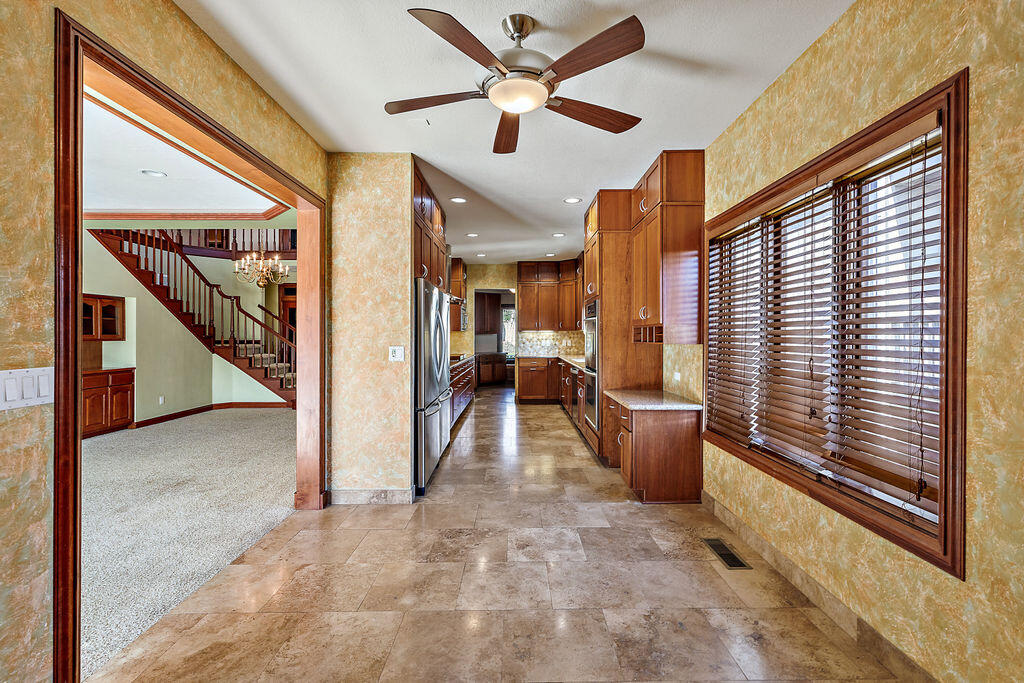 Country Club VillageEstates South Village - Residential