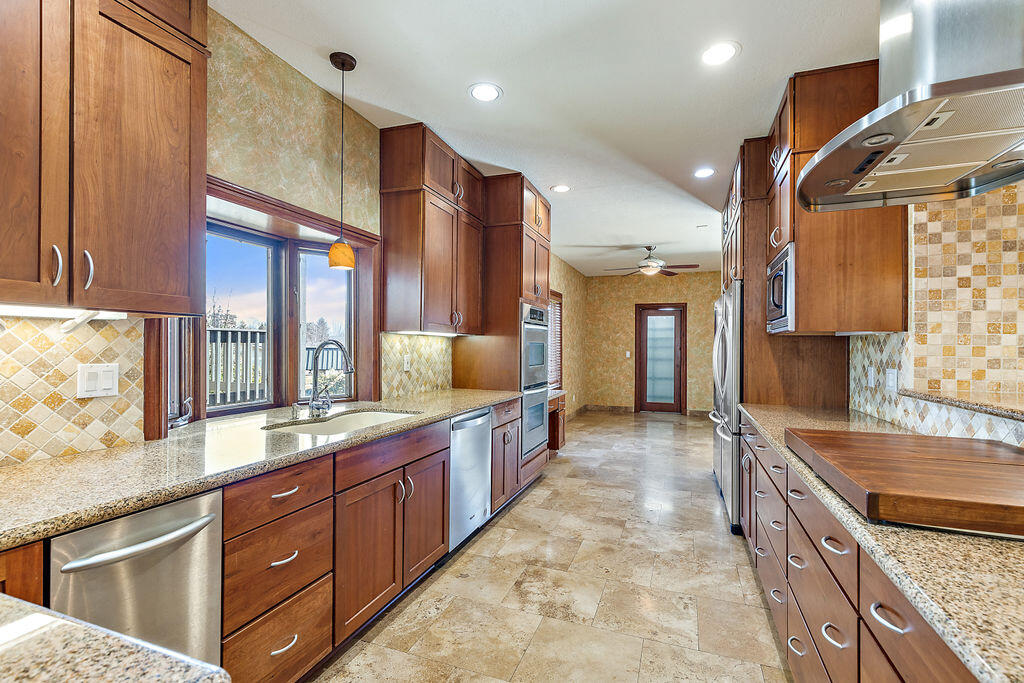 Country Club VillageEstates South Village - Residential