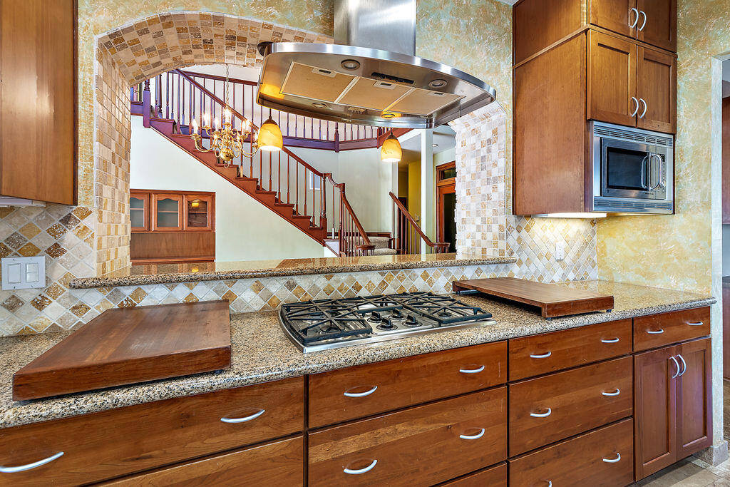 Country Club VillageEstates South Village - Residential