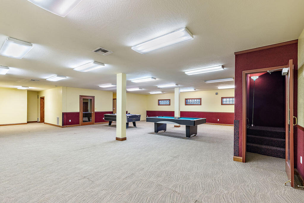 Country Club VillageEstates South Village - Residential