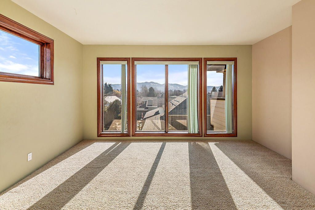 Country Club VillageEstates South Village - Residential