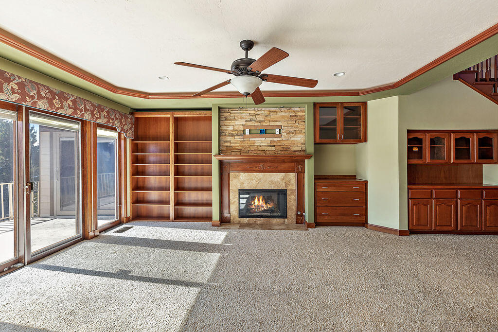 Country Club VillageEstates South Village - Residential